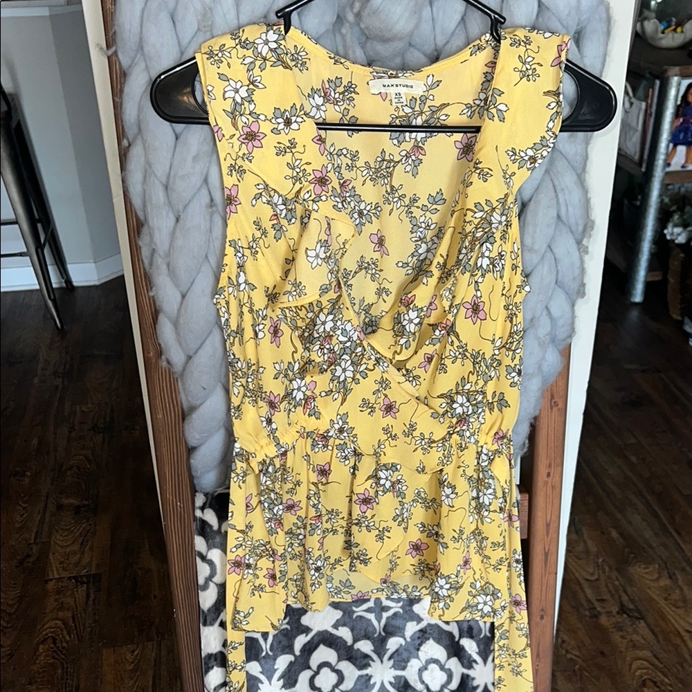 Floral Yellow Sleeveless Top